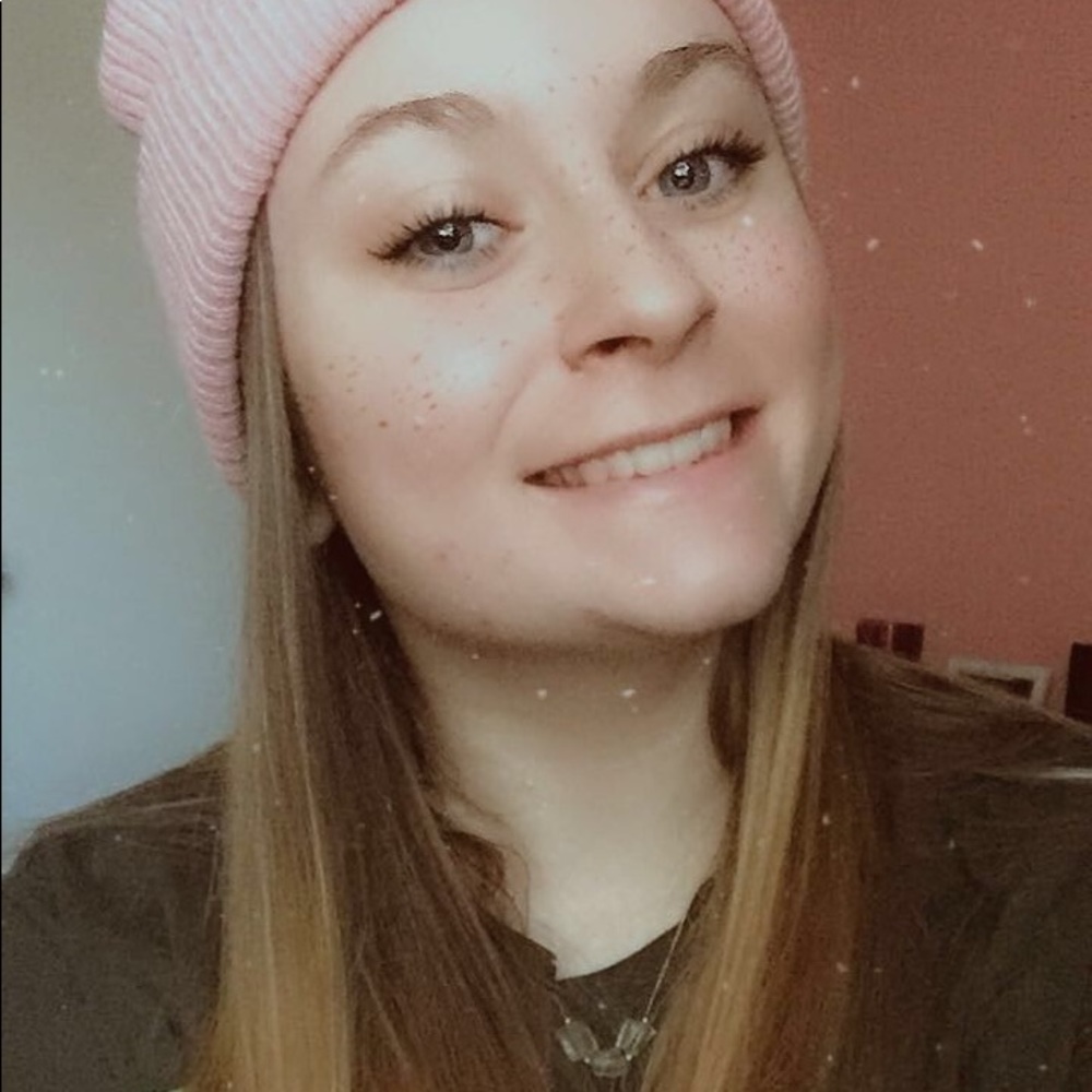 Meet your Posher, Amber